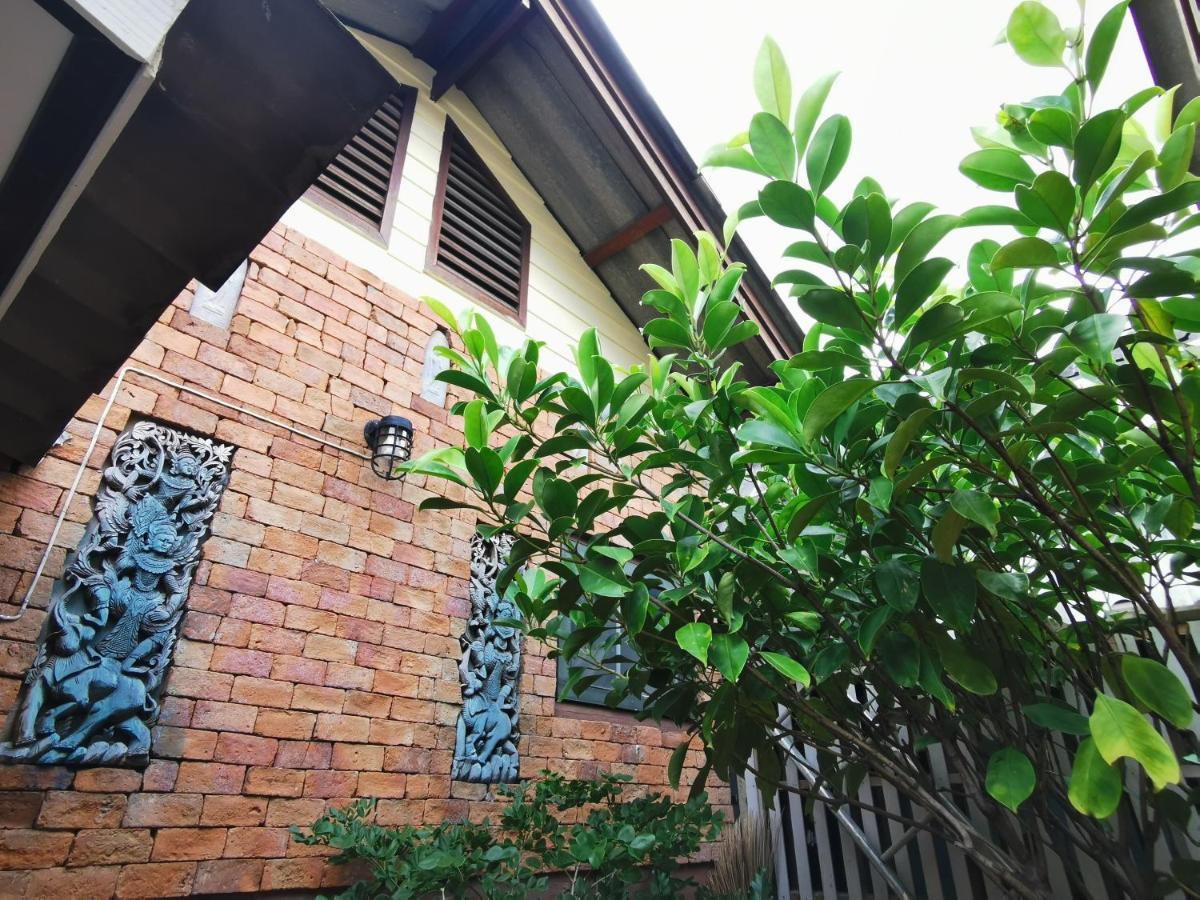 Sri Ayuttaya Guesthouse Bangkok Exterior foto